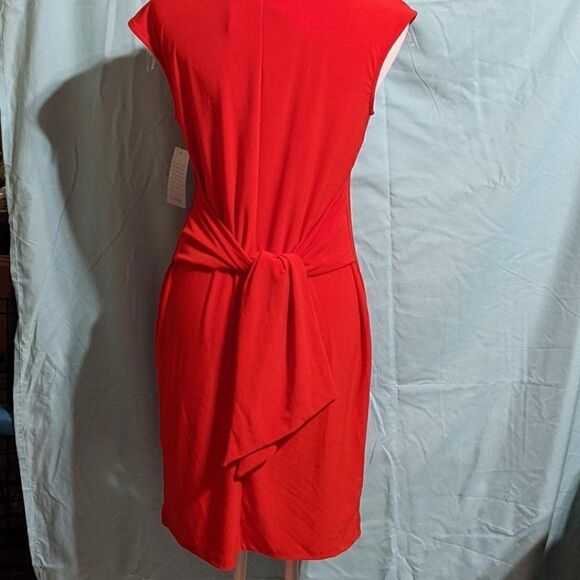 🆕NWT RED COMO VINTAGE SLEEVELESS DRESS WITH BOWTIE ON BACK - M - Picture 8 of 10